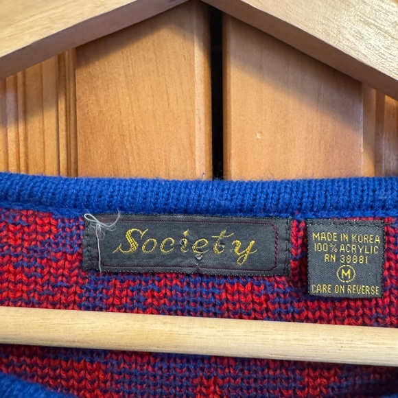 ’80s Vintage Red & Blue Sweater - Funky & Unique Design - Picture 3 of 3